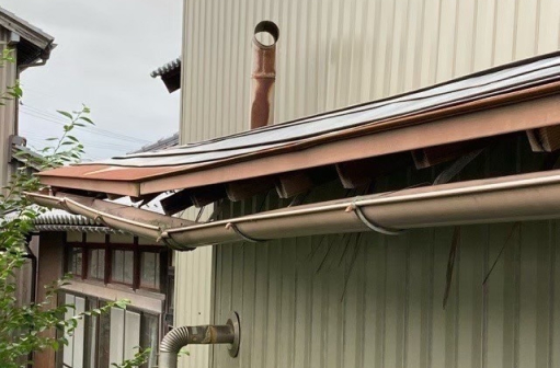 屋根修復前の写真